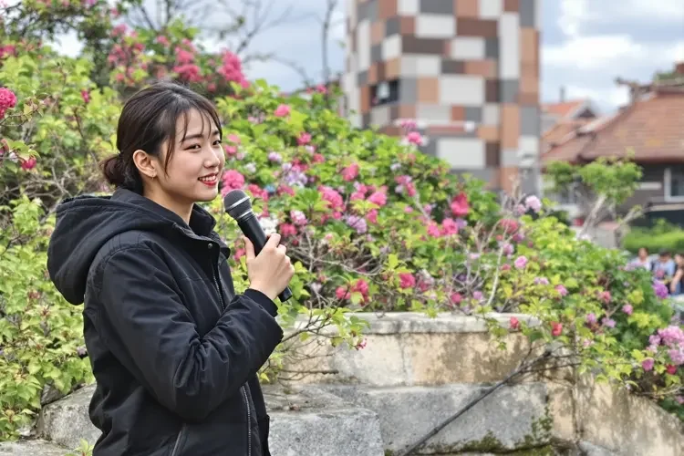 网络人物 - 乡村教师「山花老师」用短视频记录支教日常